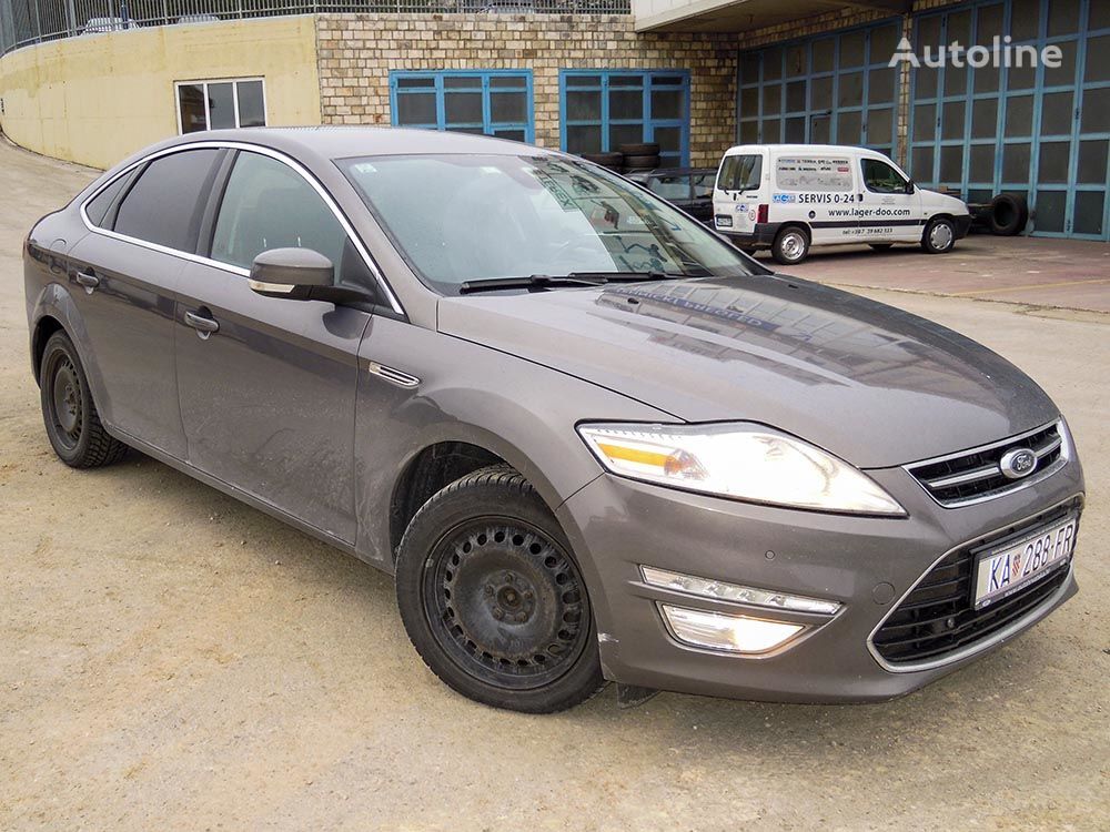 седан Ford Mondeo