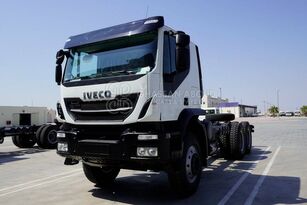 новый грузовик шасси IVECO Trakker Chassis 6×4 – GVW 41 Ton approx. Wheelbase 4500 MY23