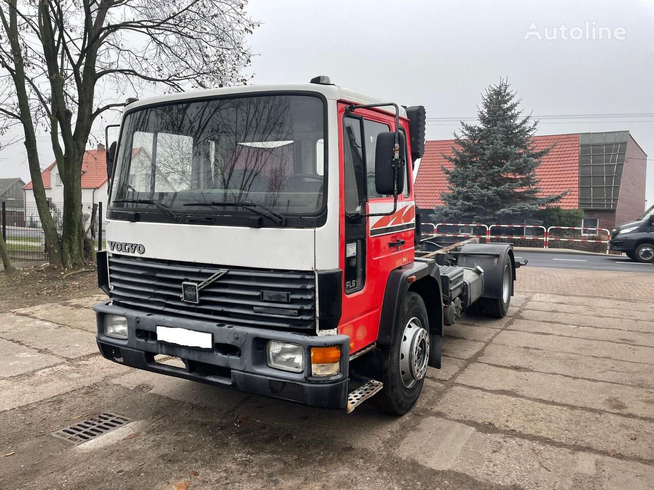 грузовик шасси Volvo FL618