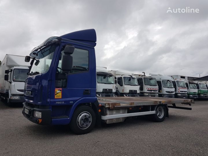 грузовик штора IVECO EuroCargo 75E19 JUMBO 131m3 + прицеп штора