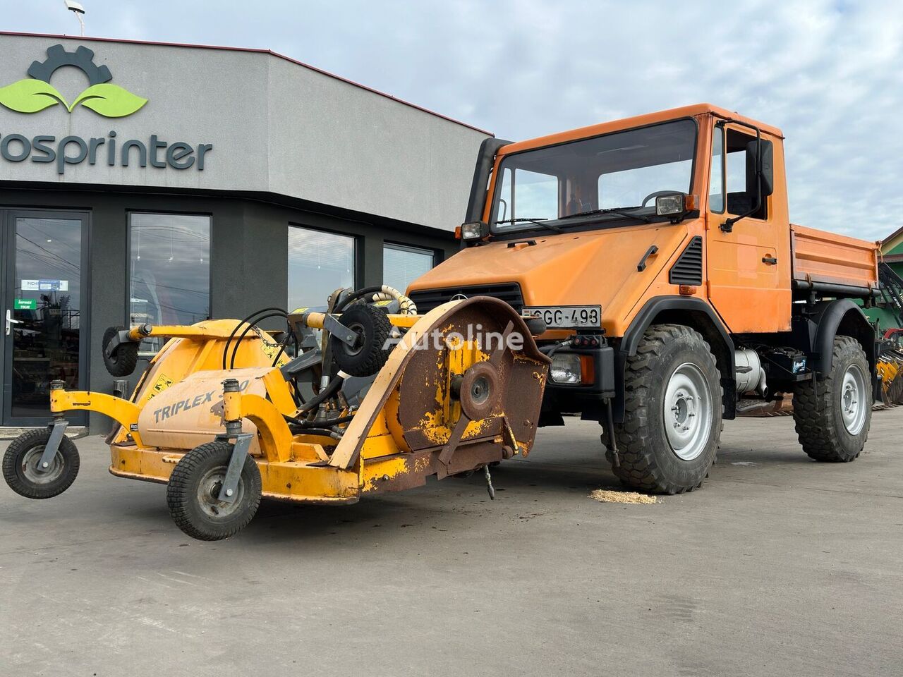 снегоуборочная машина Mercedes-Benz Unimog 408/10