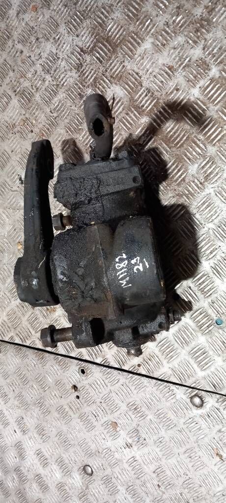 насос гидроусилителя MAN LE2000 steering gear 81462006232 81462006301 81.46 для тягача